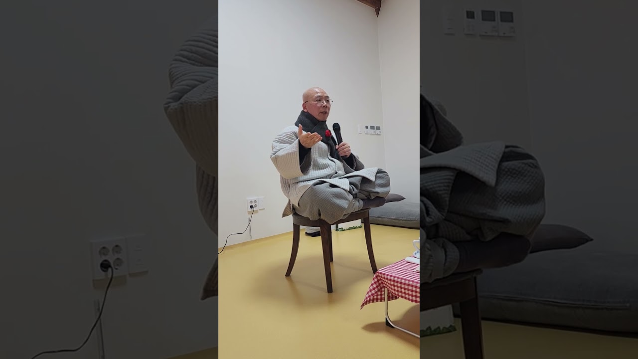 회주 도경스님께 밀양 표충사 선방대중공양 중 법문~