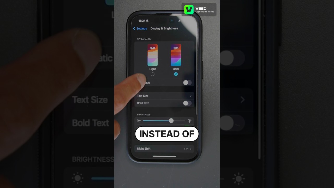 Как включить темный режим на iPhone