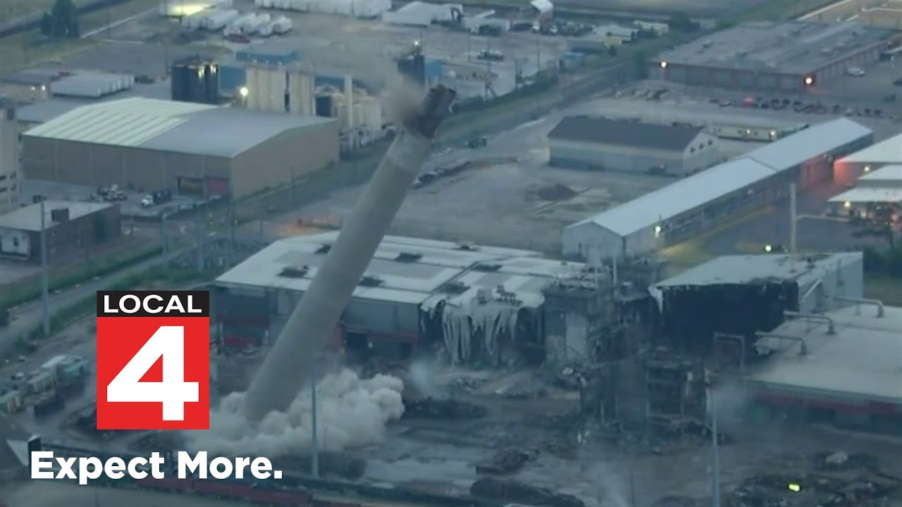 Infamous smokestack in Detroit has been successfully demolished