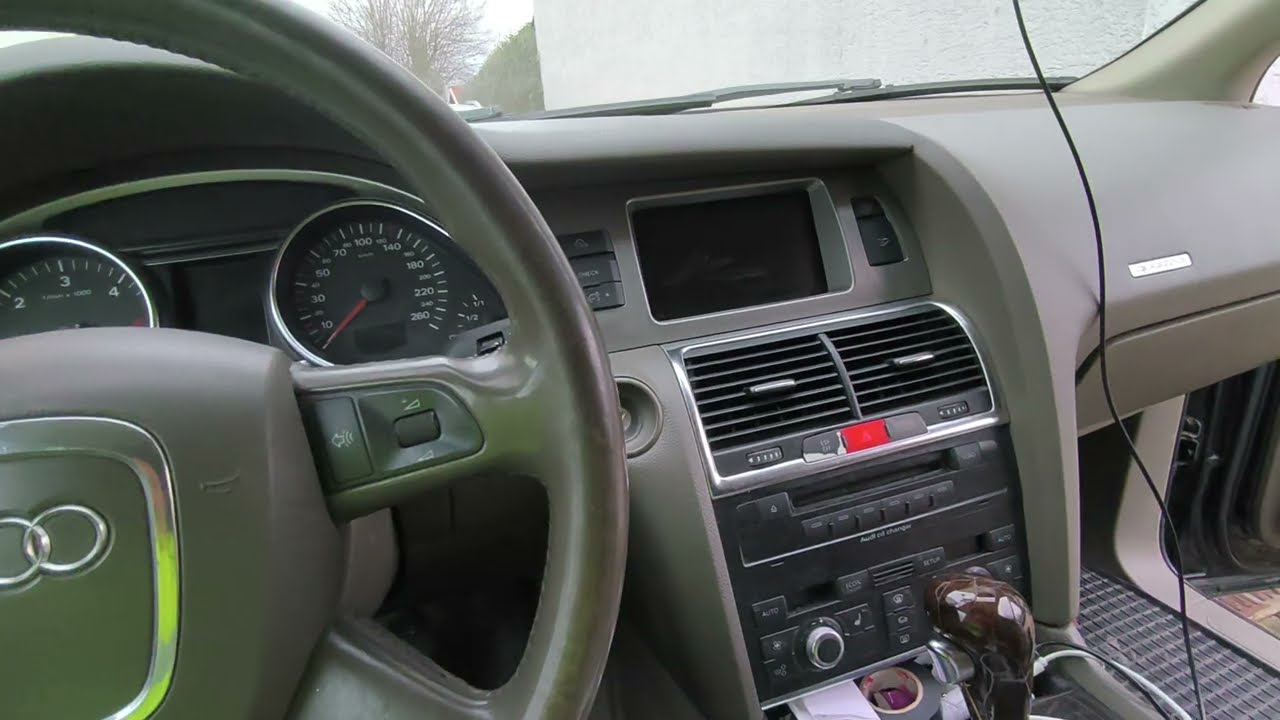 Cum schimbi ventilator habitaclu la Audi Q7 