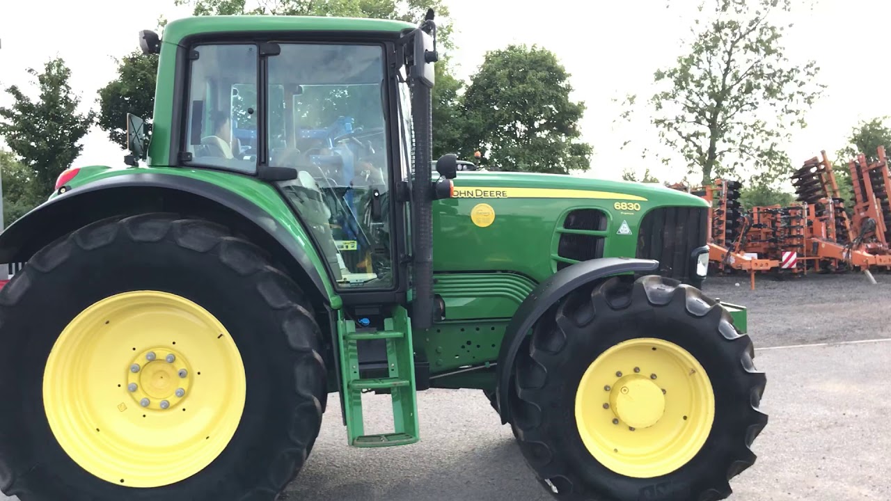 JD 6830 Only 3077 hours!