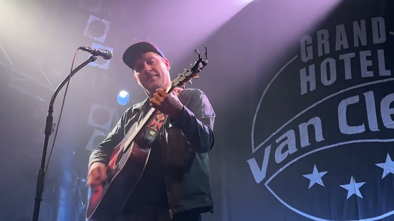 Thees Uhlmann - New York - Live @ Knust, Hamburg - 01/2025