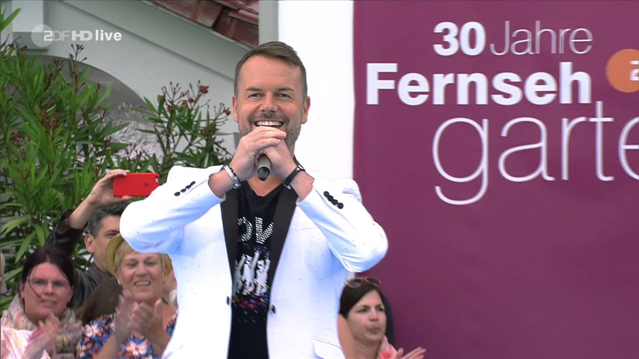 Caught In The Act - Love Is Everywhere (ZDF-Fernsehgarten - july 03, 2016)