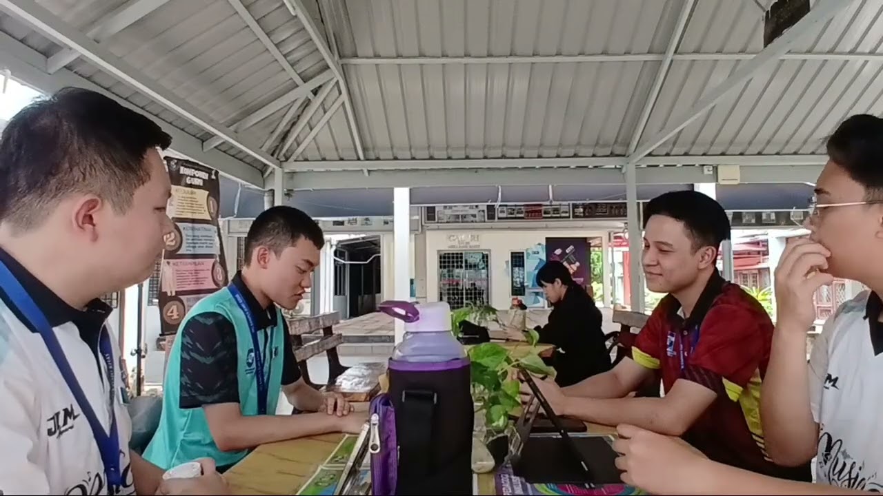 Tutorial Speaking GEEC1052 (Aqif, Rich, Ng Wei Sen, Tan Ping Rong)
