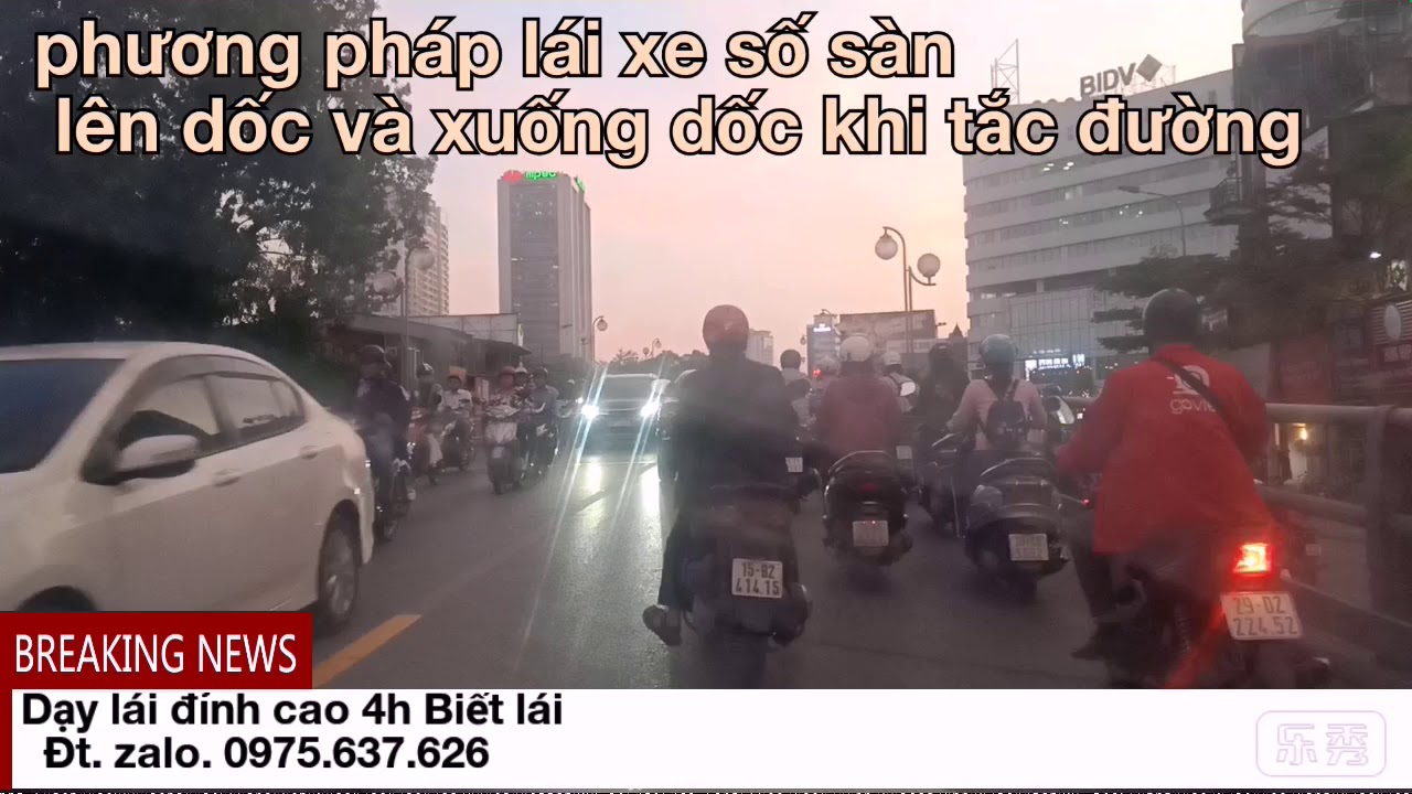 Phương pháp lái xe số sàn lên dốc khi tắc đường