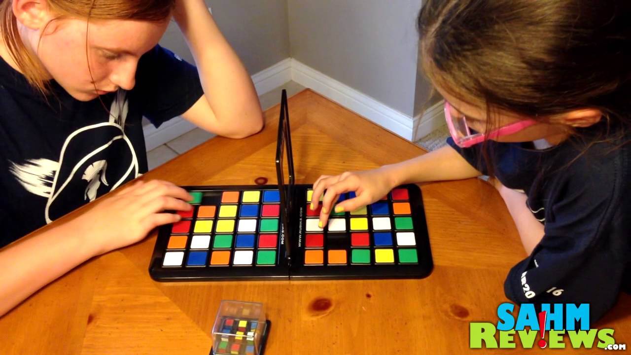 Rubik's Race Game Play
