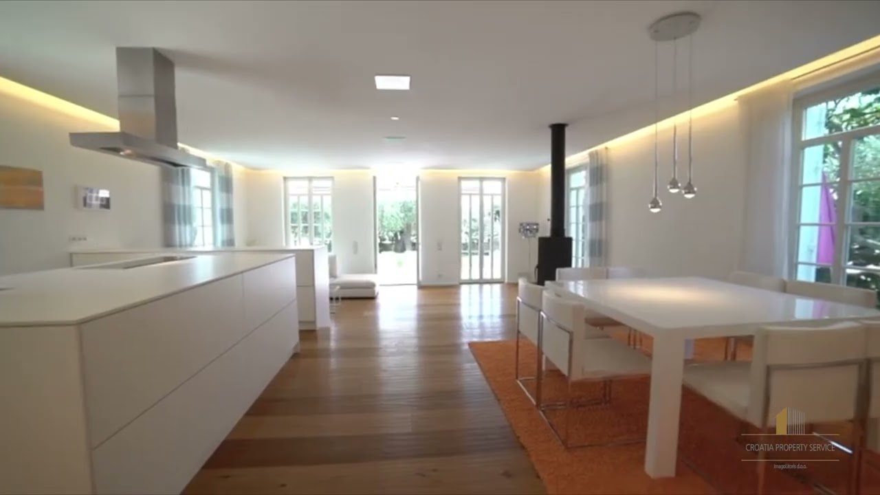 Luxury Villa in Zadar, Croatia – Waterfront Property with Panoramic Sea View | Croatian Real Estate