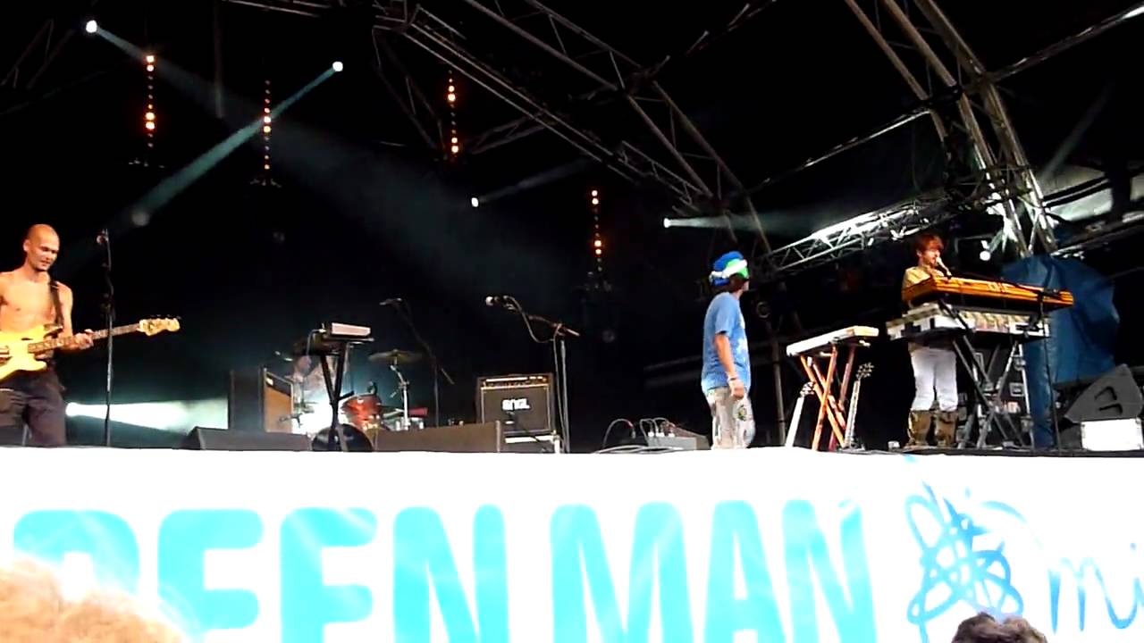 The Aliens - Robot Man (live at Greenman Festival, 22nd Aug 2009)