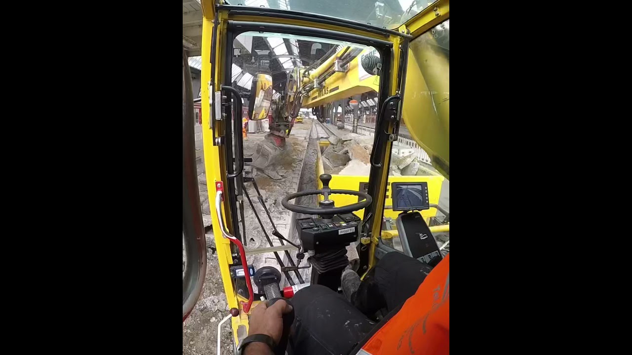Zweiwegebagger GoPro Timelapse… Bahnsteigbau