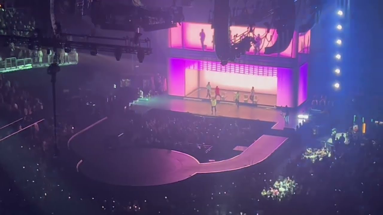Usher @ The O2 Arena London UK 2025