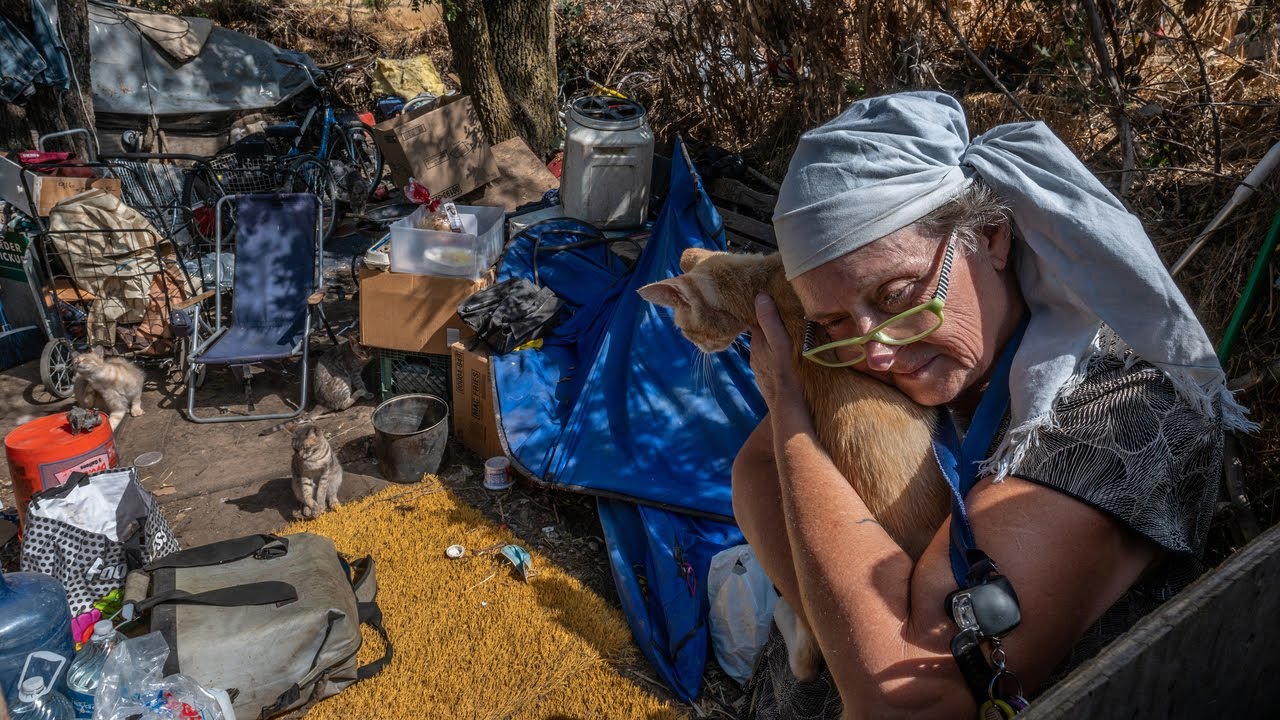 ‘They’re Destroying Everybody's Home.’ Homeless In Rio Linda Brace For More Demolition