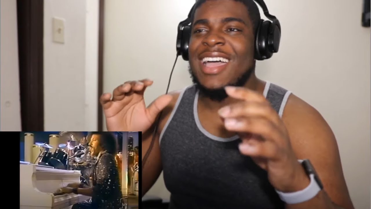 THE COMMODORES EASY 1977 REACTION