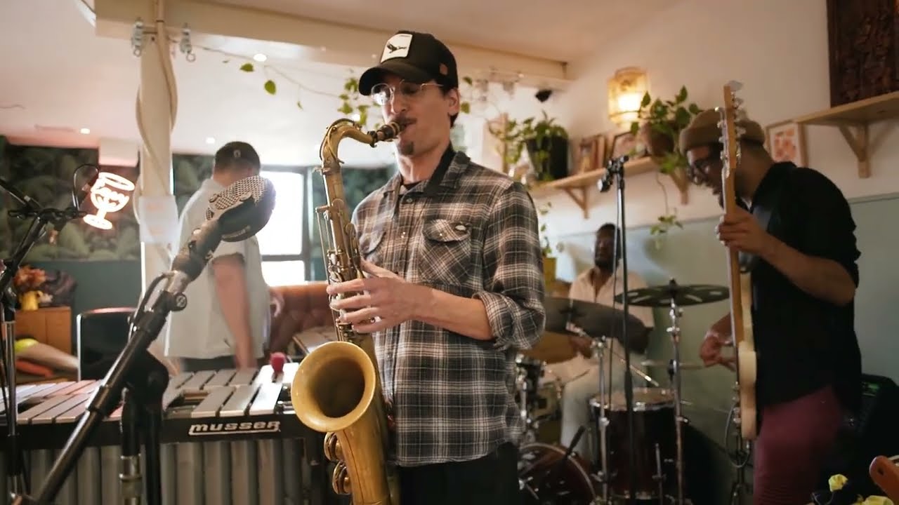 ALEXIS VALET & THE CYPHER - LIVE SESSION @ BOLIBAR