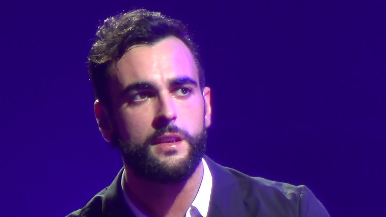 MARCO MENGONI - 20 SIGARETTE / NATALE SENZA REGALI - ASSAGO 7/5/2015