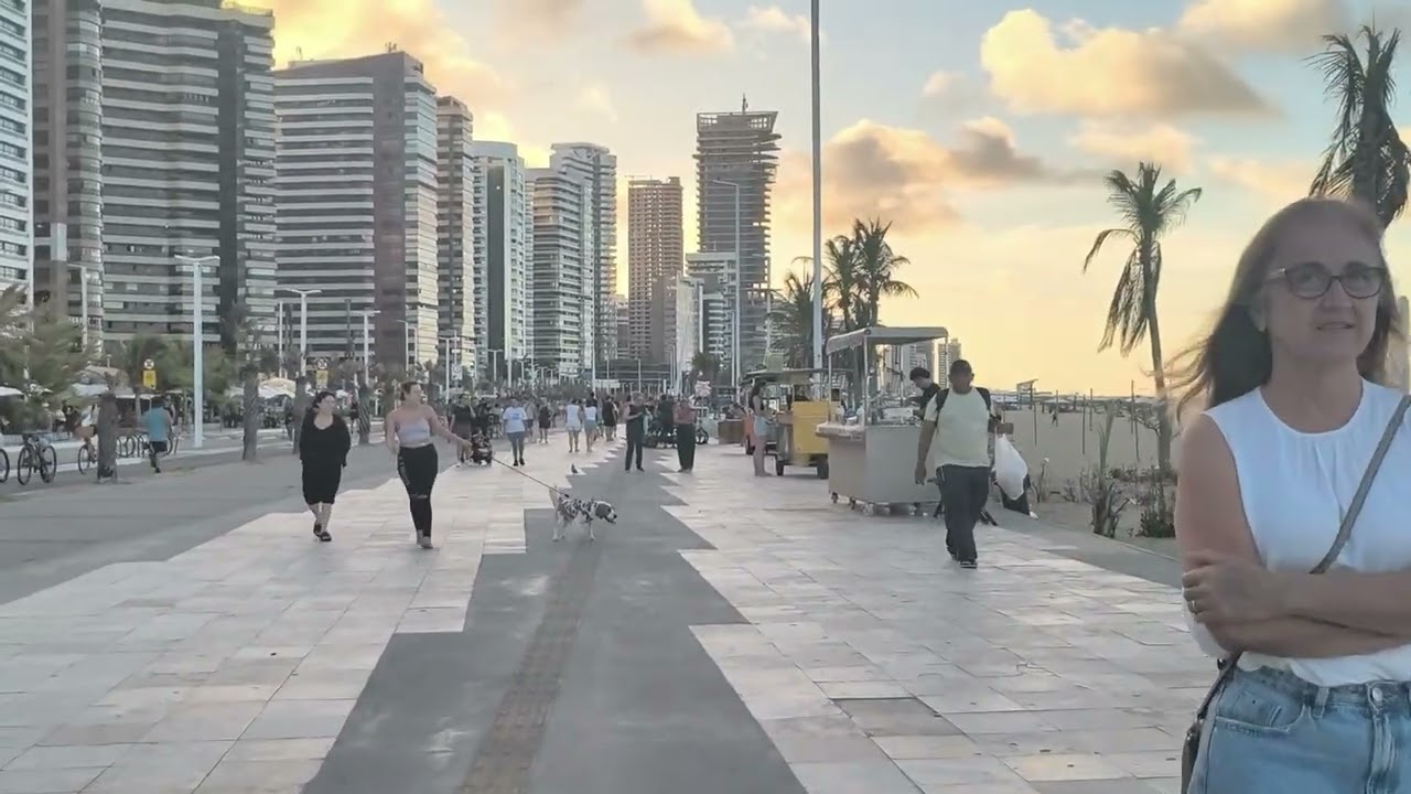 Praia de Iracema Fortaleza Ceará Brasil 11/2025