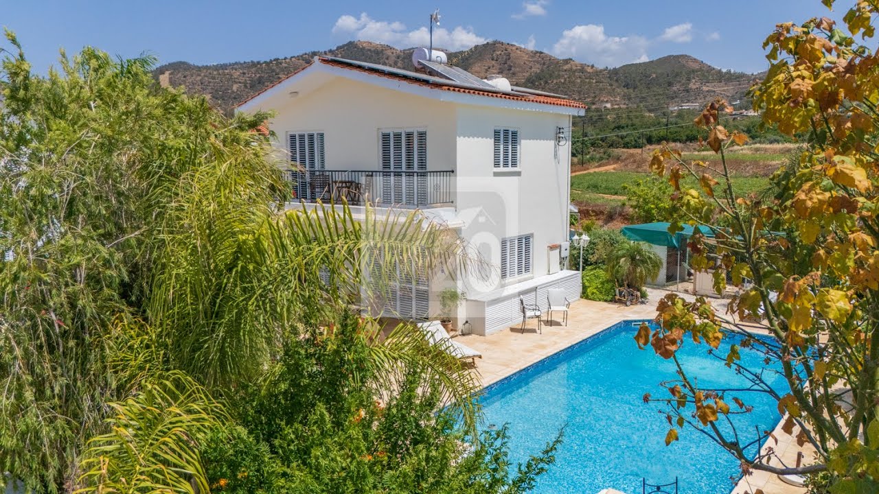 Outstanding detached villa in Argaka  for sale Ref 3076