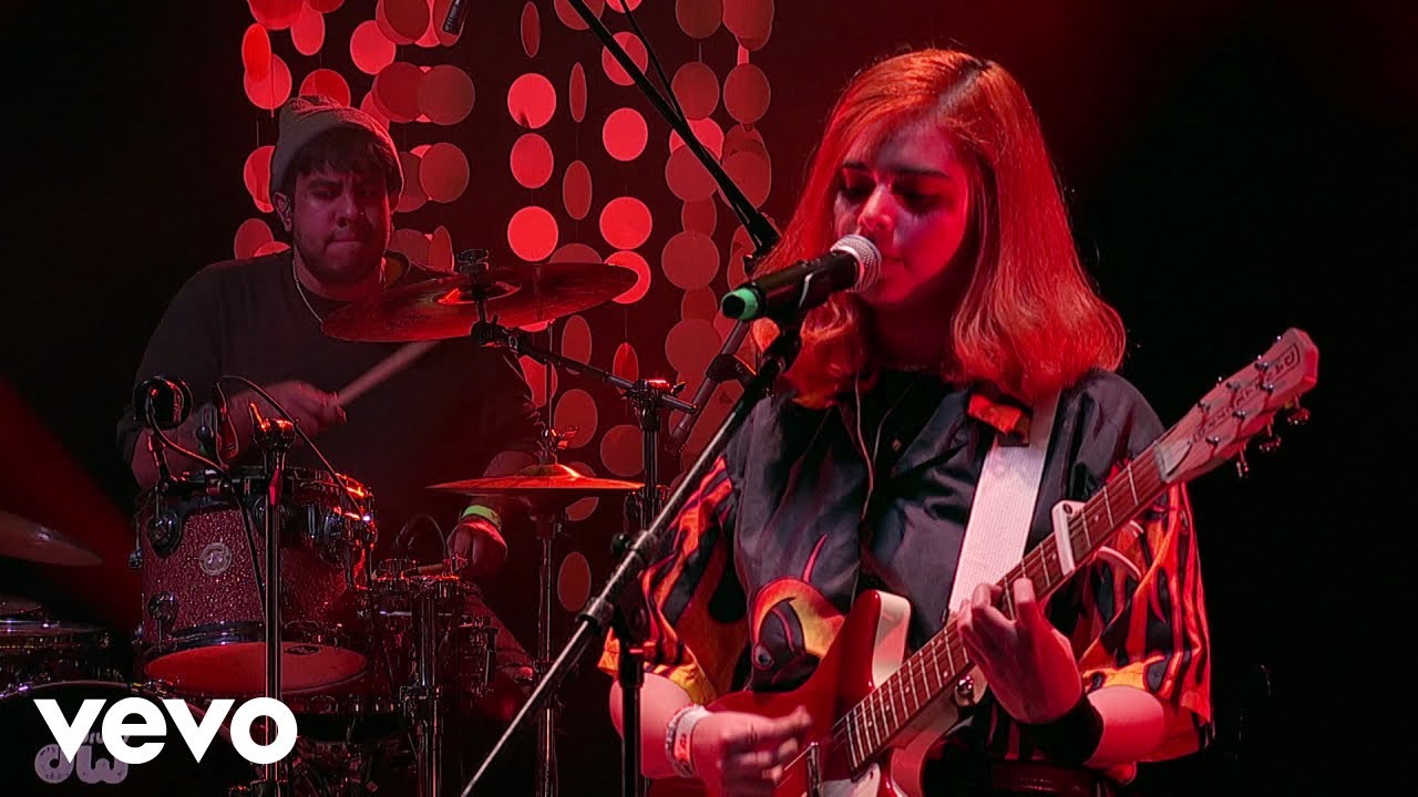 BRATTY - Quédate (En Vivo / StreamTime)