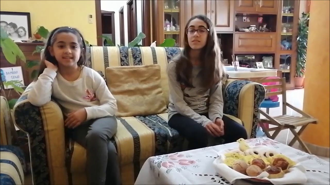 teatro in lingua sarda , nonnu Efisinu e il corona figus