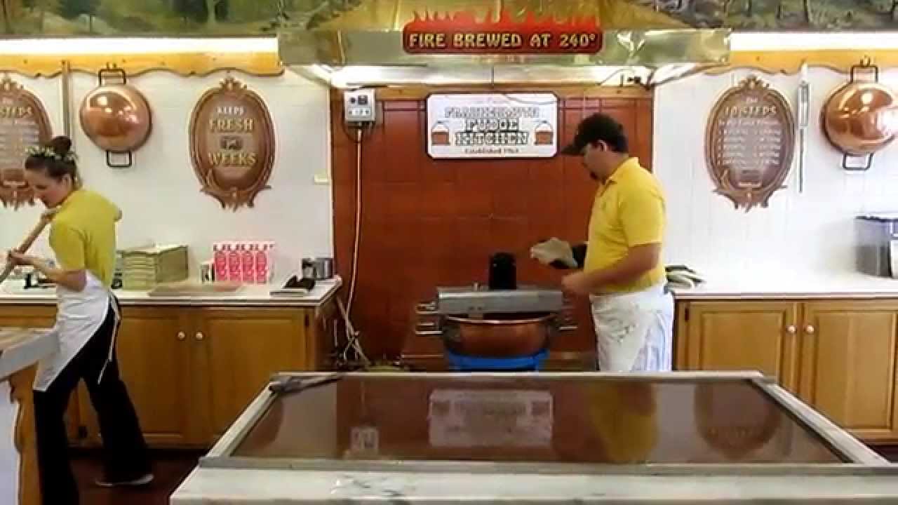 Scottman895 Travel Delights: Frankenmuth Fudge Kitchen