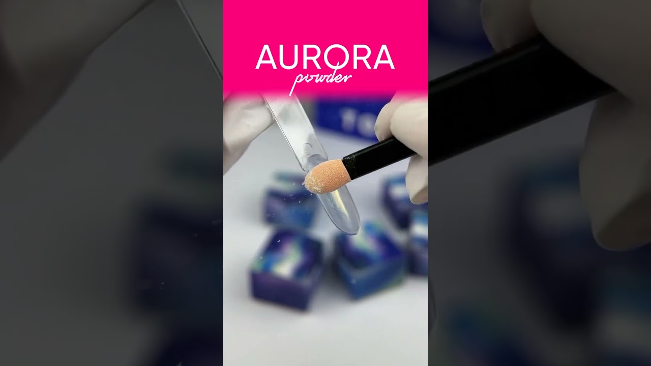 Touch Aurora Powder доповнить сяйвом будь-яке покриття, а також стане родзинкою в дизайнах🫰😉