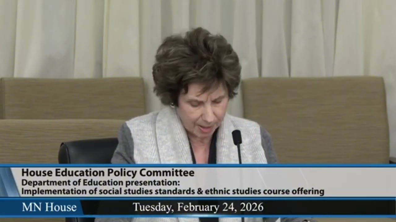 Кэтрин Керстен дает показания перед Комитетом по образовательной политике Палаты представителей 2...