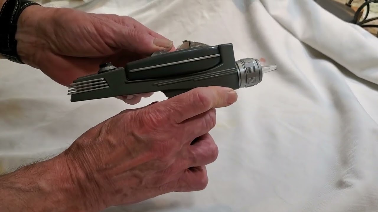 Star Trek wand company phaser part 2.