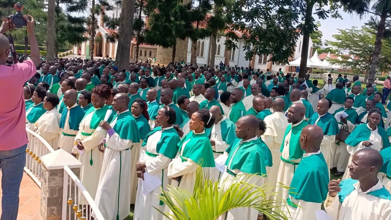 Catechists from Mbarara celebrating Jubilee Year & moving through the Holy Door at Nyamitanga 
