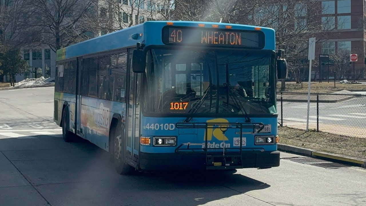 Montgomery County Transit Ride On 2016 Gillig Low Floor Advantage Diesel #44010D on Route 40