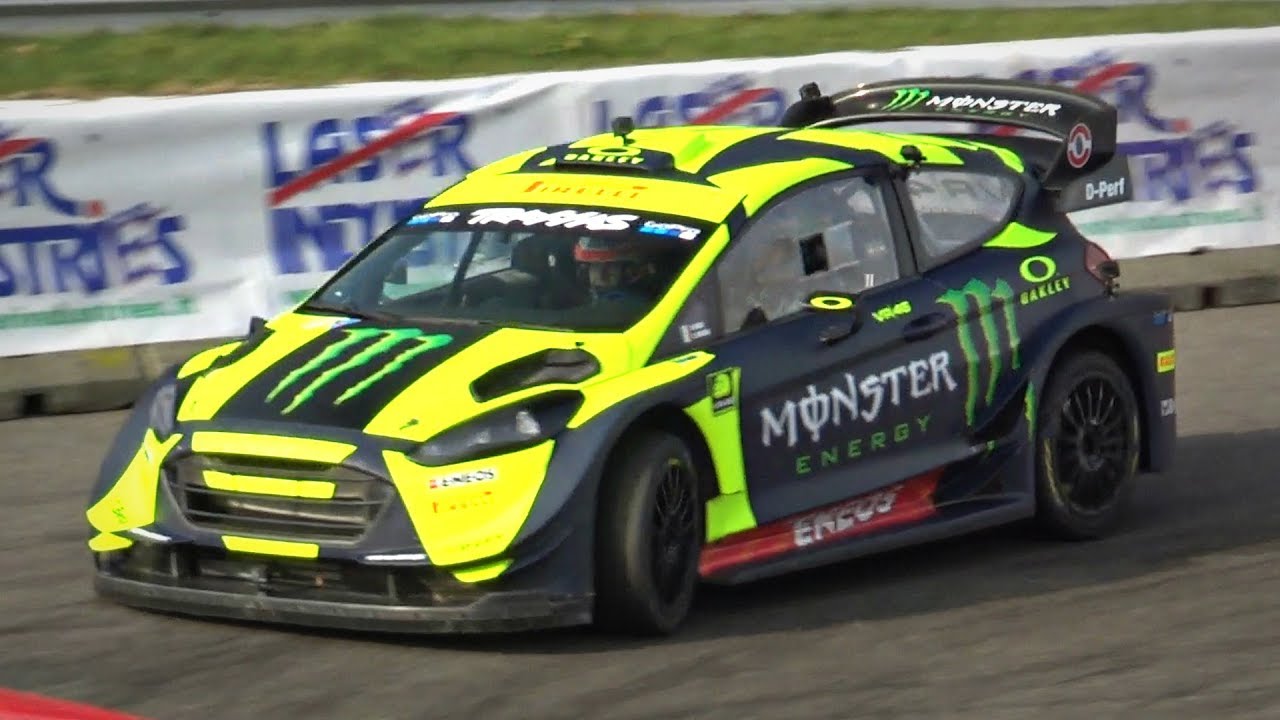 Valentino Rossi's NEW Ford Fiesta WRC Plus @ 2018 Monza Rally Show!
