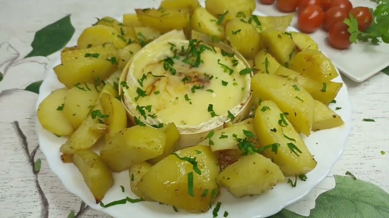 Cartofi la cuptor,cu brânză camembert!!!🥔🥔🧄🧀