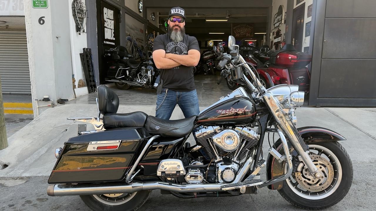 Motocicleta HARLEY DAVIDSON ROAD KING 2002 ¡De Ventaen el Cuervo Motors!