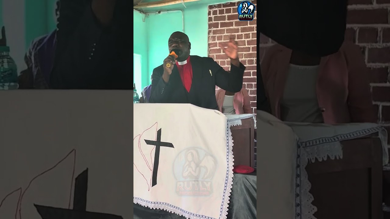 Ndanzwa Tenzi Wandidana - Rev Bobo |Moments at Munyarari Worship Service with Bishop Machinga naAmai