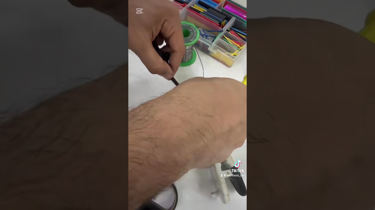 اصلاح قطع في ظفيرة حساس ABS وحل مشكله لمبة مانع الانزلاق 