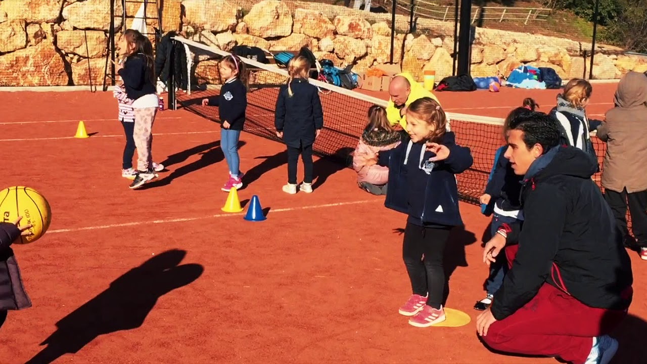 DEVENIR ENSEIGNANT DE TENNIS