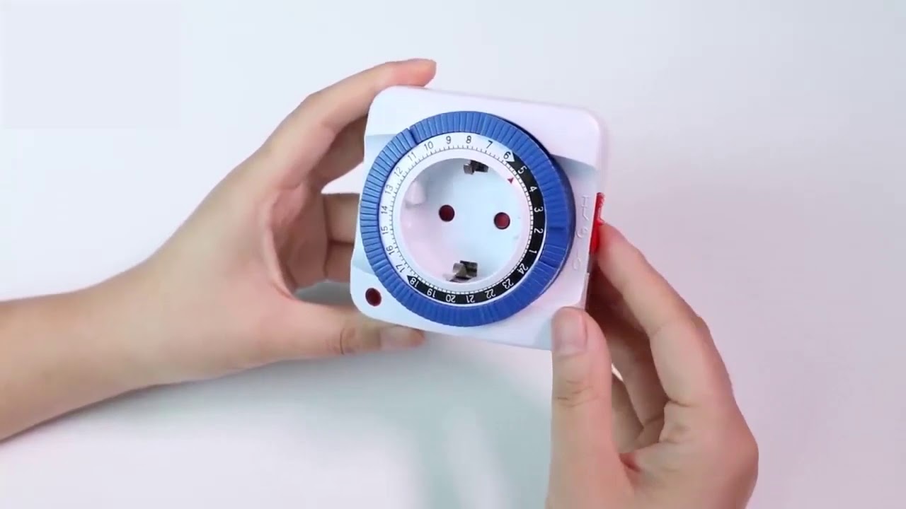 24 Hour Plug-in Electric Mechanical Outlet Timer Switch