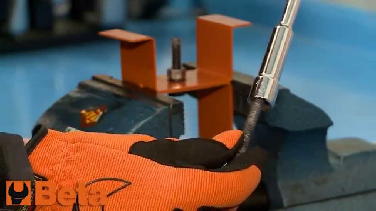 Beta Tools 941 6- and 12-point T-handle nut drivers