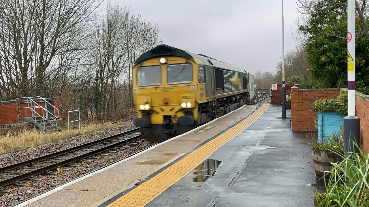 “Hanjin Express “ 66533 4L73 with 43 containers & 7 pocket wagons 13;58 12L Lea Road 5/2/2026