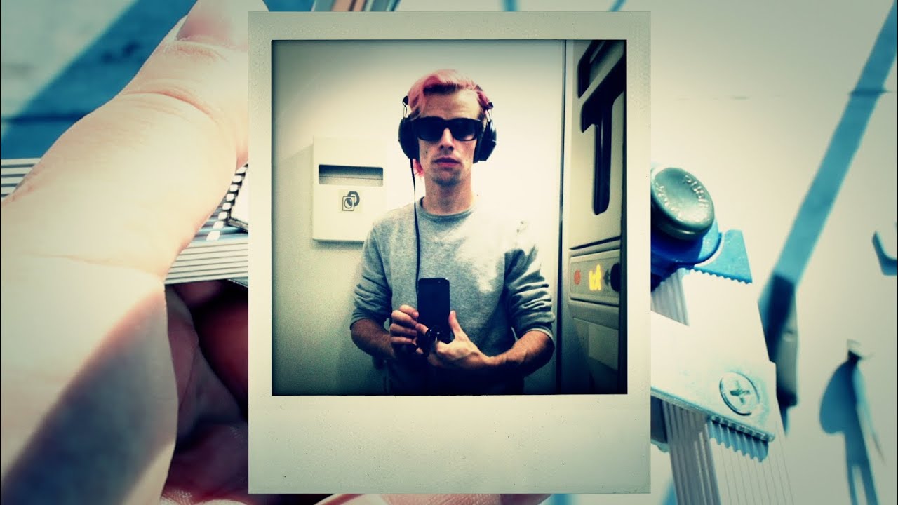 ME SO SELFIE By TIM FITE & BONAPARTE