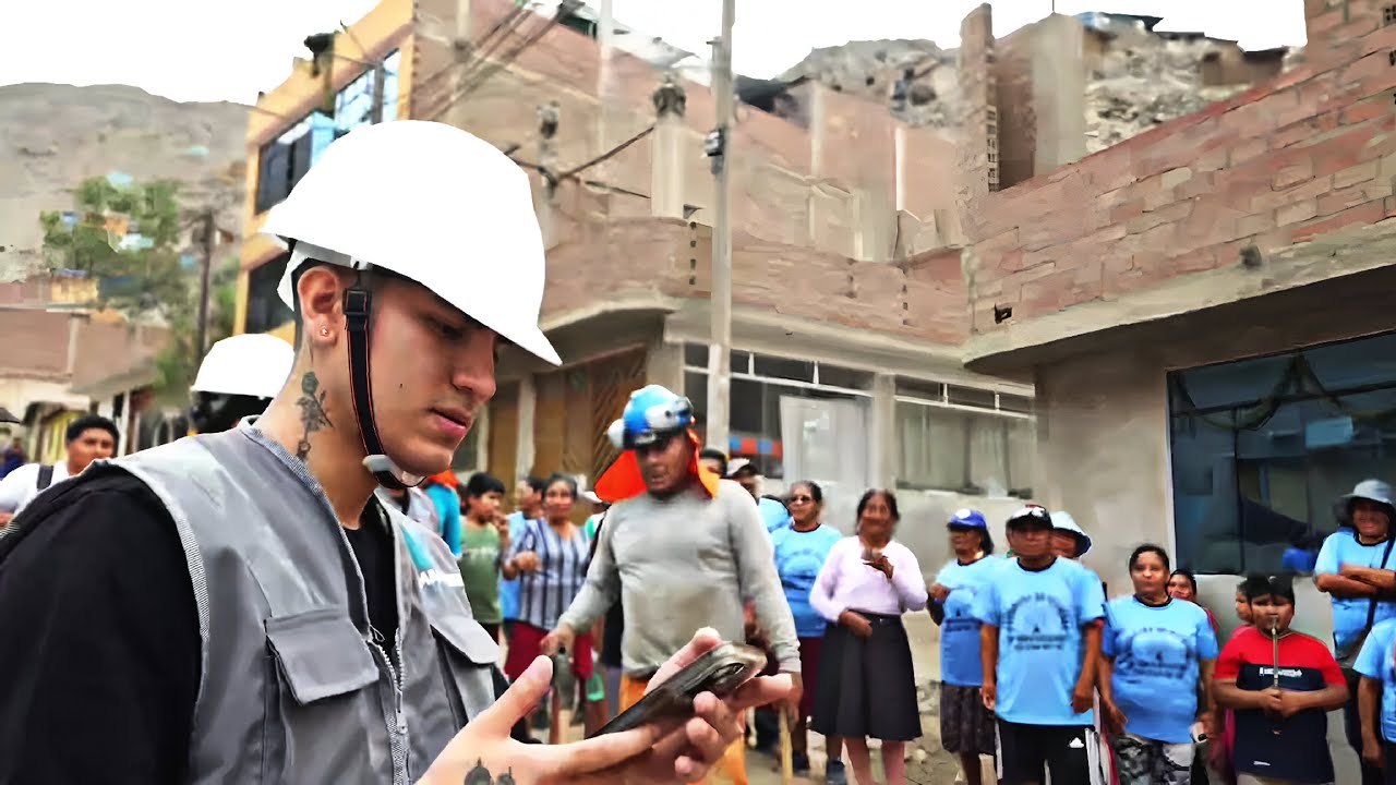 CRISTORATA SIENDO OBRERO POR UN DÍA