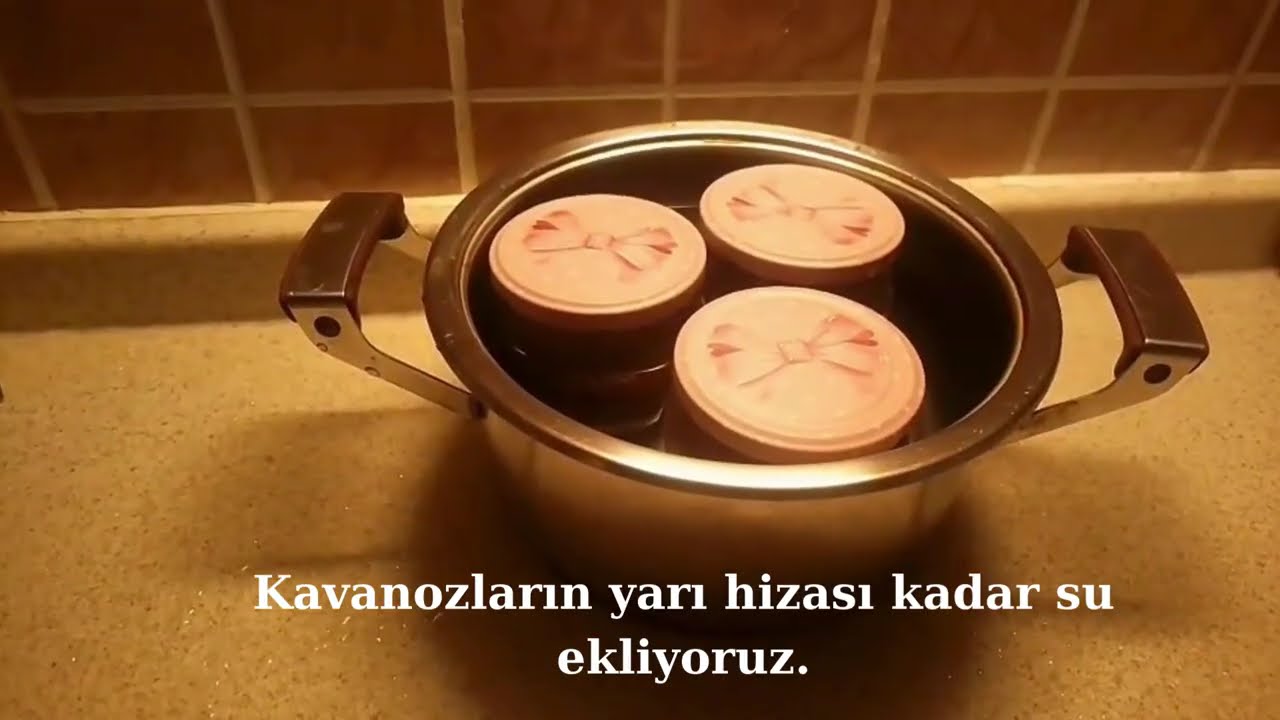 Kavanozda Islak Kek Yapımı