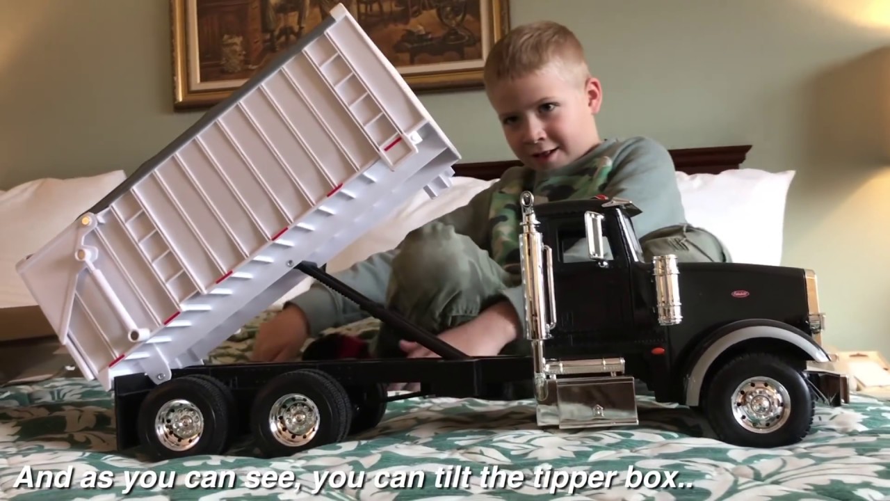 TRUCKS for Children ERTL Peterbilt 367 Bruder TRUCK Scale! Review by JACK
