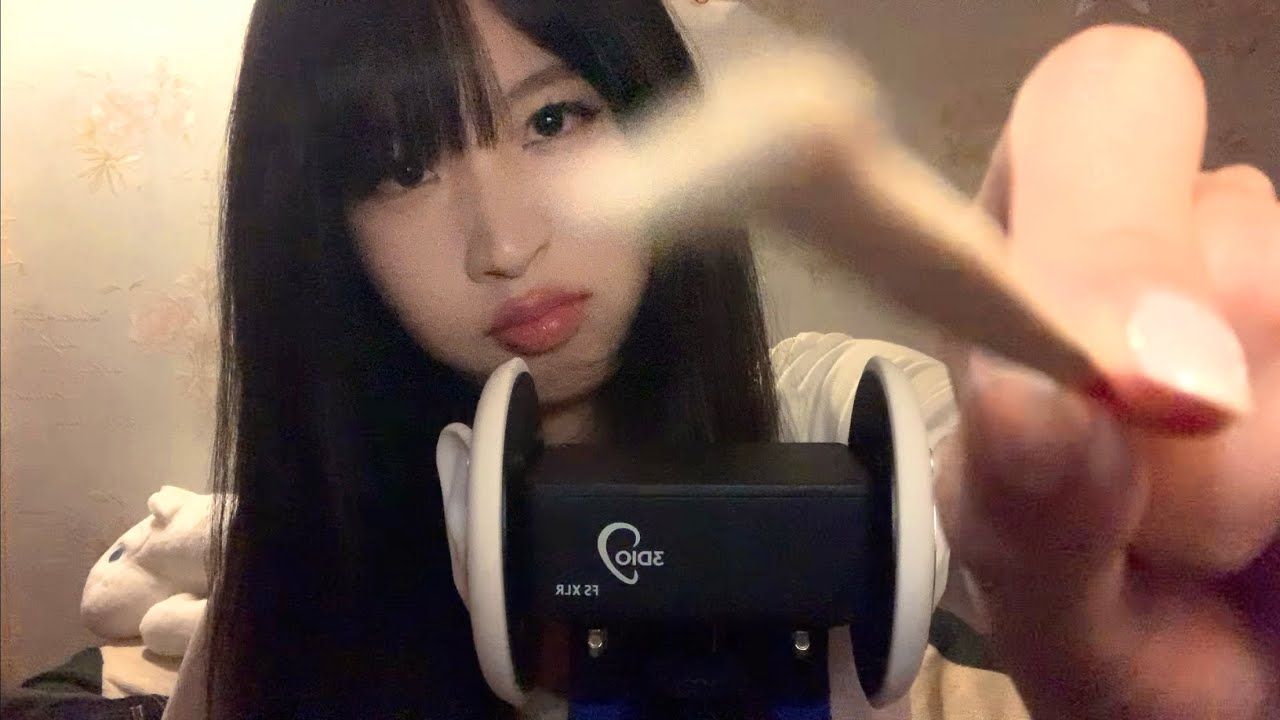 ASMR Click to get your throat tickled | crispy ear cleaning