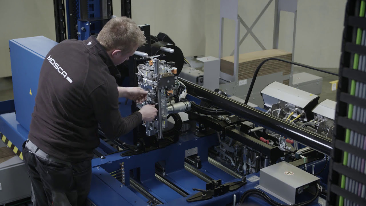MOSCA - Vollautomatische Palettenpackpresse KCK 131-26 – High-Speed-Version
