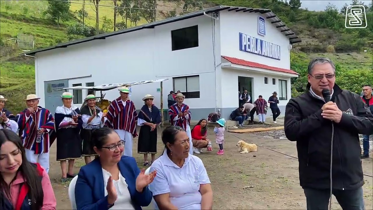 Colocación de la primera piedra. Comenzamos..!