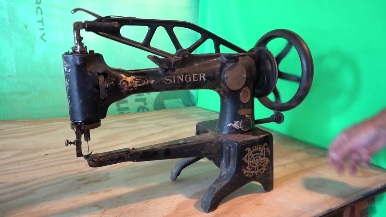 Restoring a Singer 29 4 and Making a Foraging Bag