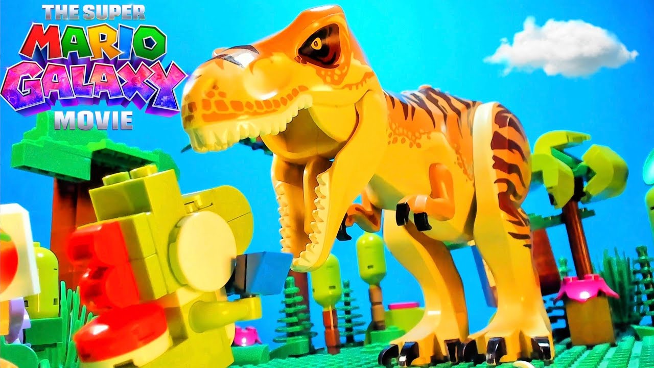 Йоши и Тоад находят сцену с динозавром в LEGO | Фильм Super Mario Galaxy