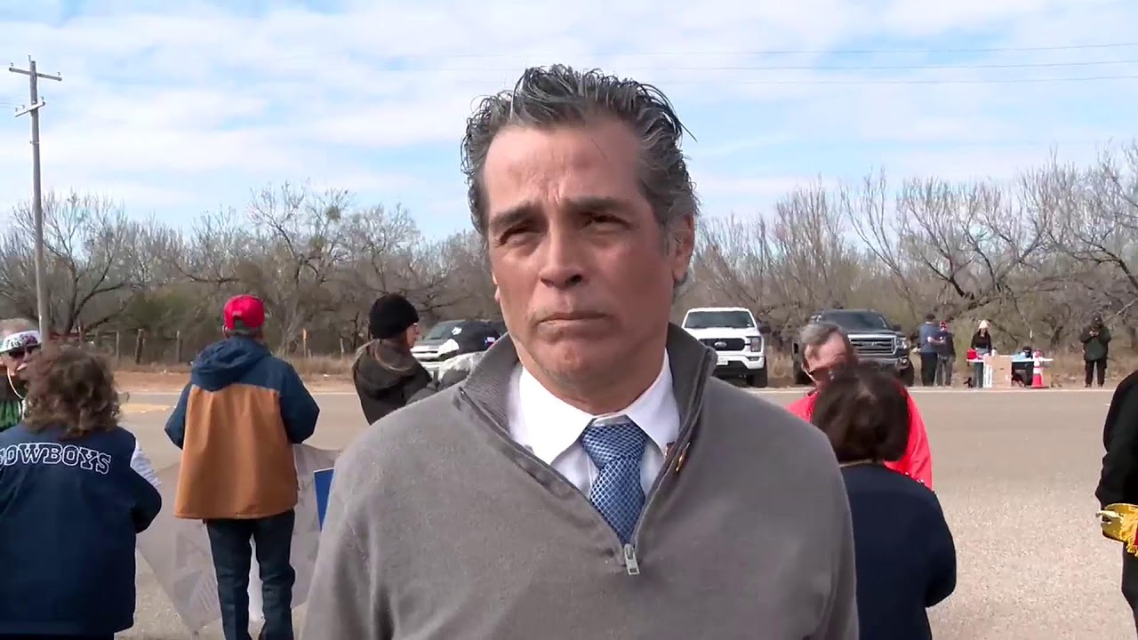 LIVE | Protest and vigil being held outside immigration facility in Dilley, Texas