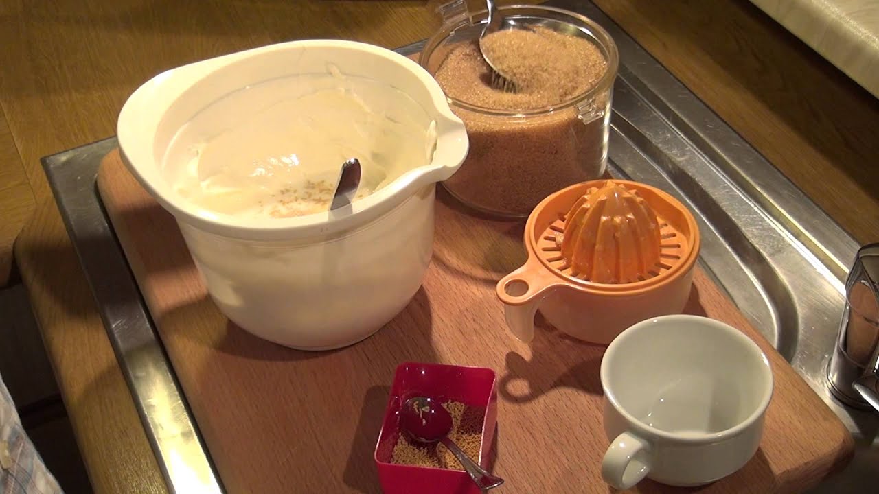 Frische Quarkspeise mit Zitrone - Typ Käsekuchen - schnell & lecker & preiswert -