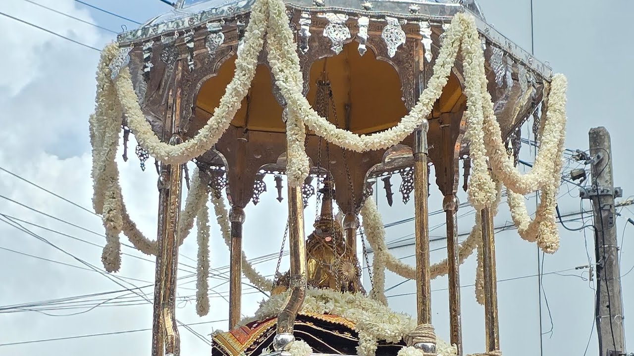 ඓතිහාසික අස්ගිරි ගෙඩිගේ රාජමහා  විහාරස්ථානයේ ඇසළ පෙරහර මංගල්‍යය මෙසේ අවසන් විය.🙏🙏🙏