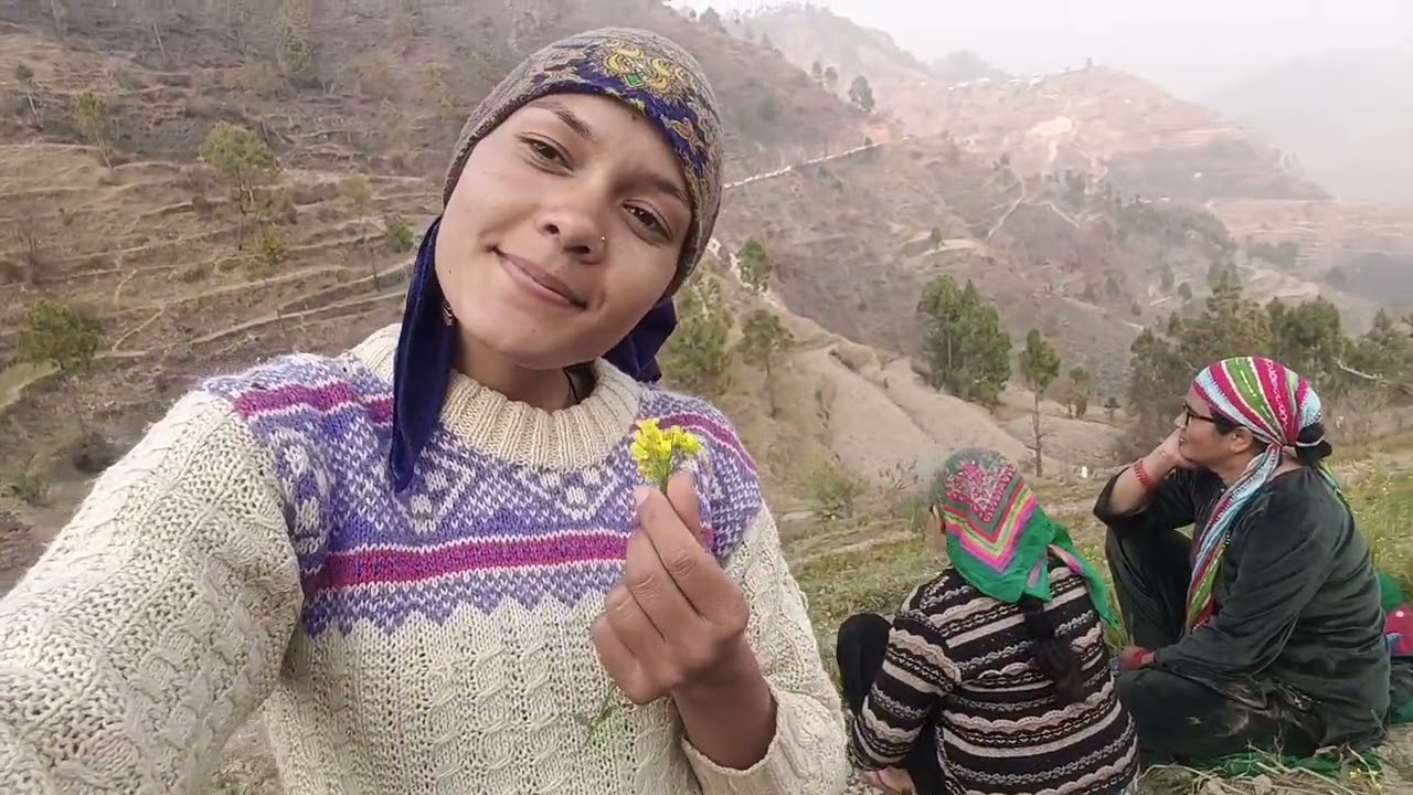 सरसों के खेत मस्ती।।